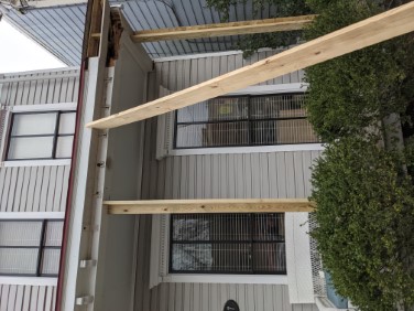 supported porch with 2x6